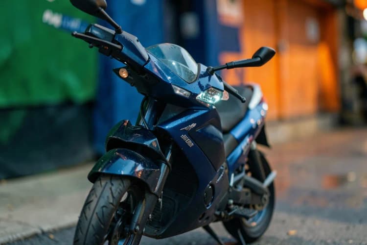 Como planejar financeiramente a compra de uma moto para entrega?